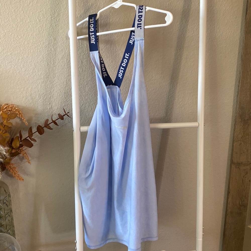 NIKE! Medium tank